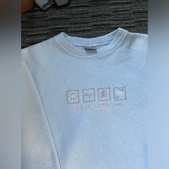 Grand Lake Co Crewneck - Picture 3 of 4